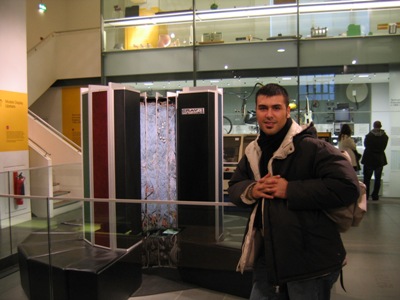 london02
